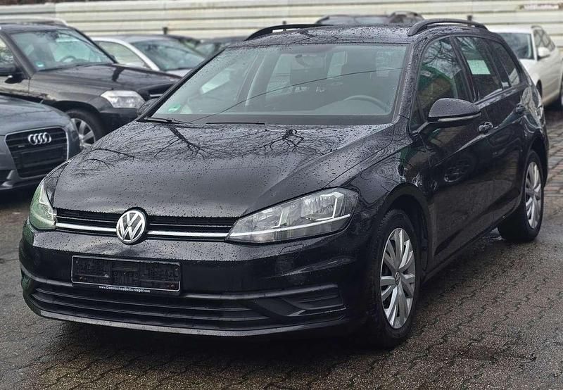 Second-hand VW Golf VII Trendline 116 CP (85 kW) 2017 Negru Break