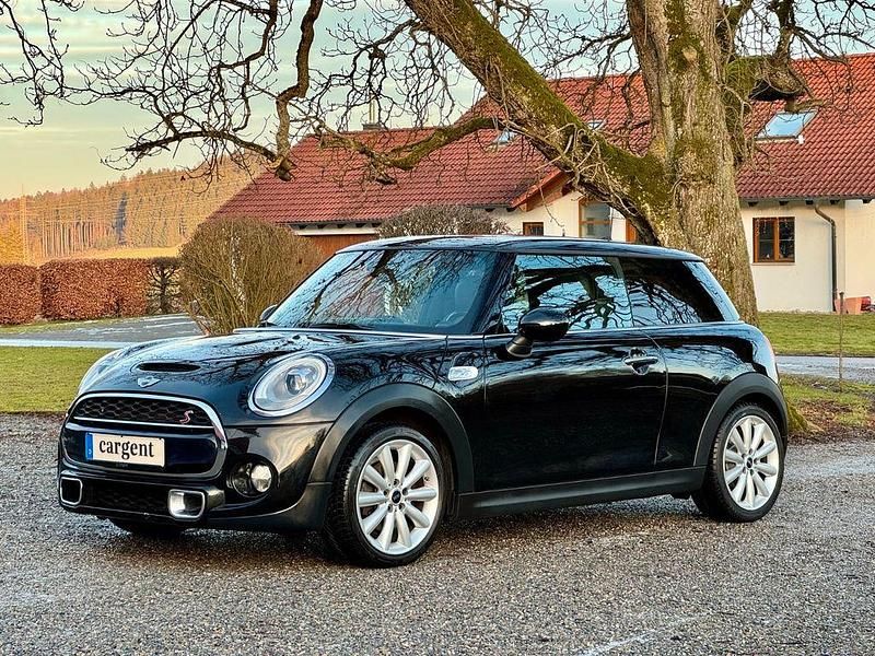 Usado Mini Cooper S 192 HP (141 kW) 2016 Preto Citadino