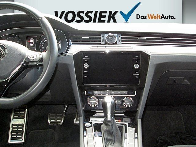 Gebraucht VW Arteon Elegance 150 PS (110 kW) 2018 Weiß metallic Limousine