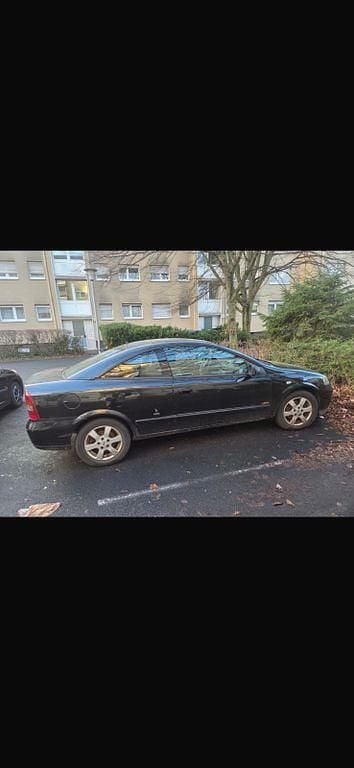 Gebraucht Opel Astra 147 PS (108 kW) 2004 Schwarz Coupé
