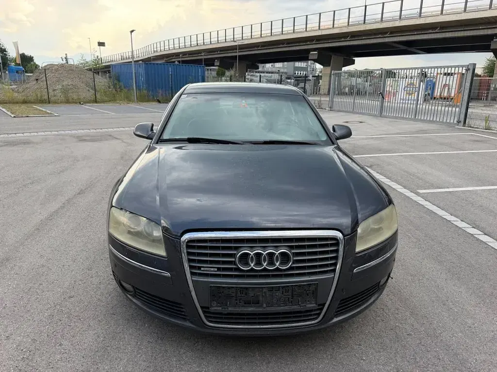 Gebraucht Audi A8 349 PS (256 kW) 2005 Grau Limousine