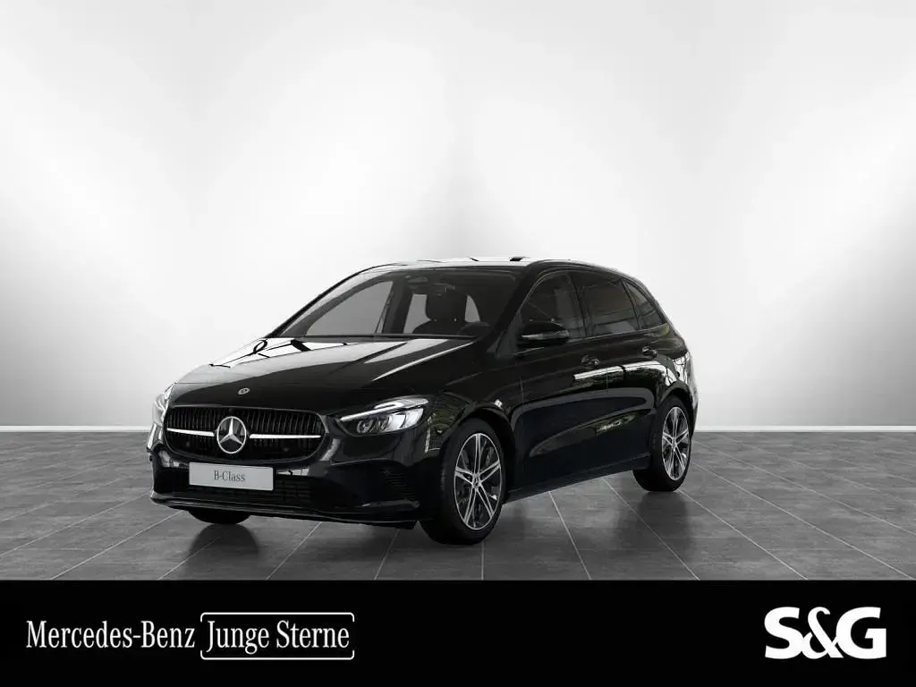 Gebraucht Mercedes B220 Night 190 PS (139 kW) 2025 Kleinwagen