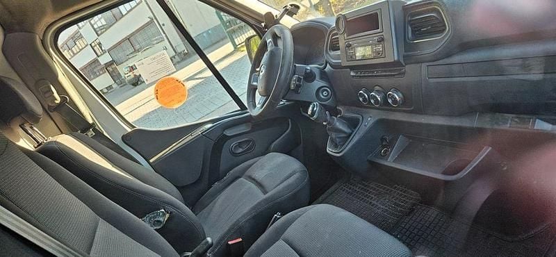 Second-hand Renault Master 150 CP (110 kW) 2020 Alb Monovolum