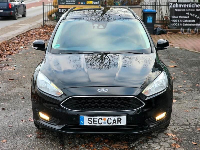Gebraucht Ford Focus Cool & Connect 120 PS (88 kW) 2017 Schwarz Kombi