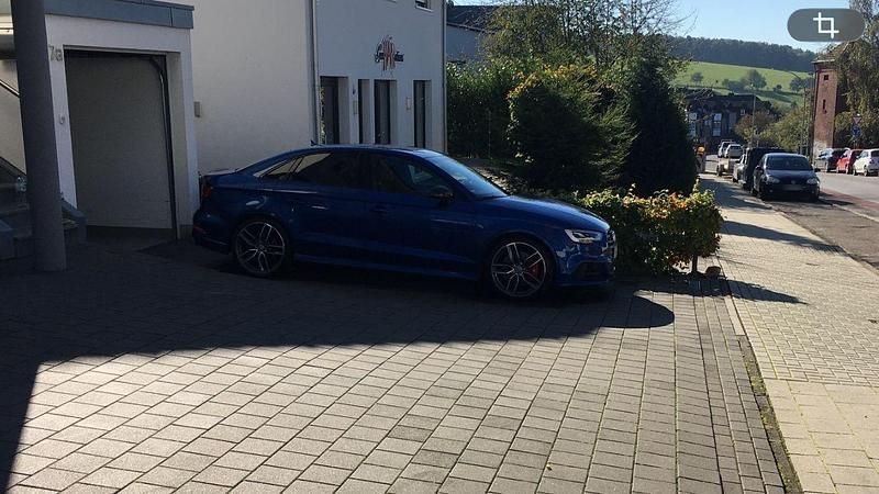 Gebraucht Audi S3 Comfort 310 PS (228 kW) 2017 Blau Limousine