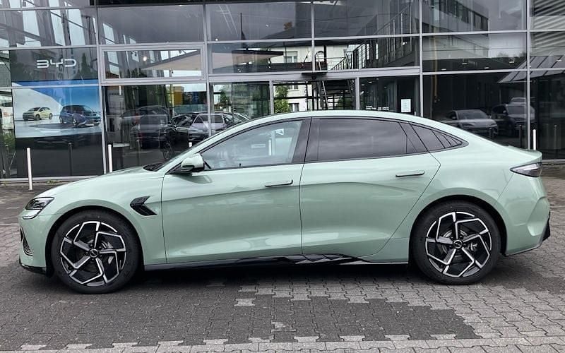 Gebraucht BYD Seal Design 230 kW (313 PS) 2025 Grün Limousine