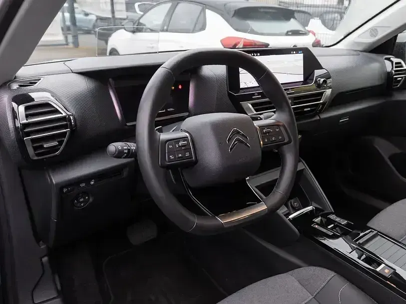 Gebraucht Citroën C4 PureTech 131 PS (96 kW) 2024 Blau SUV