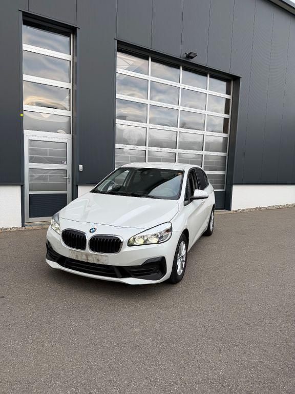 Gebraucht BMW 220 Advantage 190 PS (139 kW) 2019 Weiß Kombi