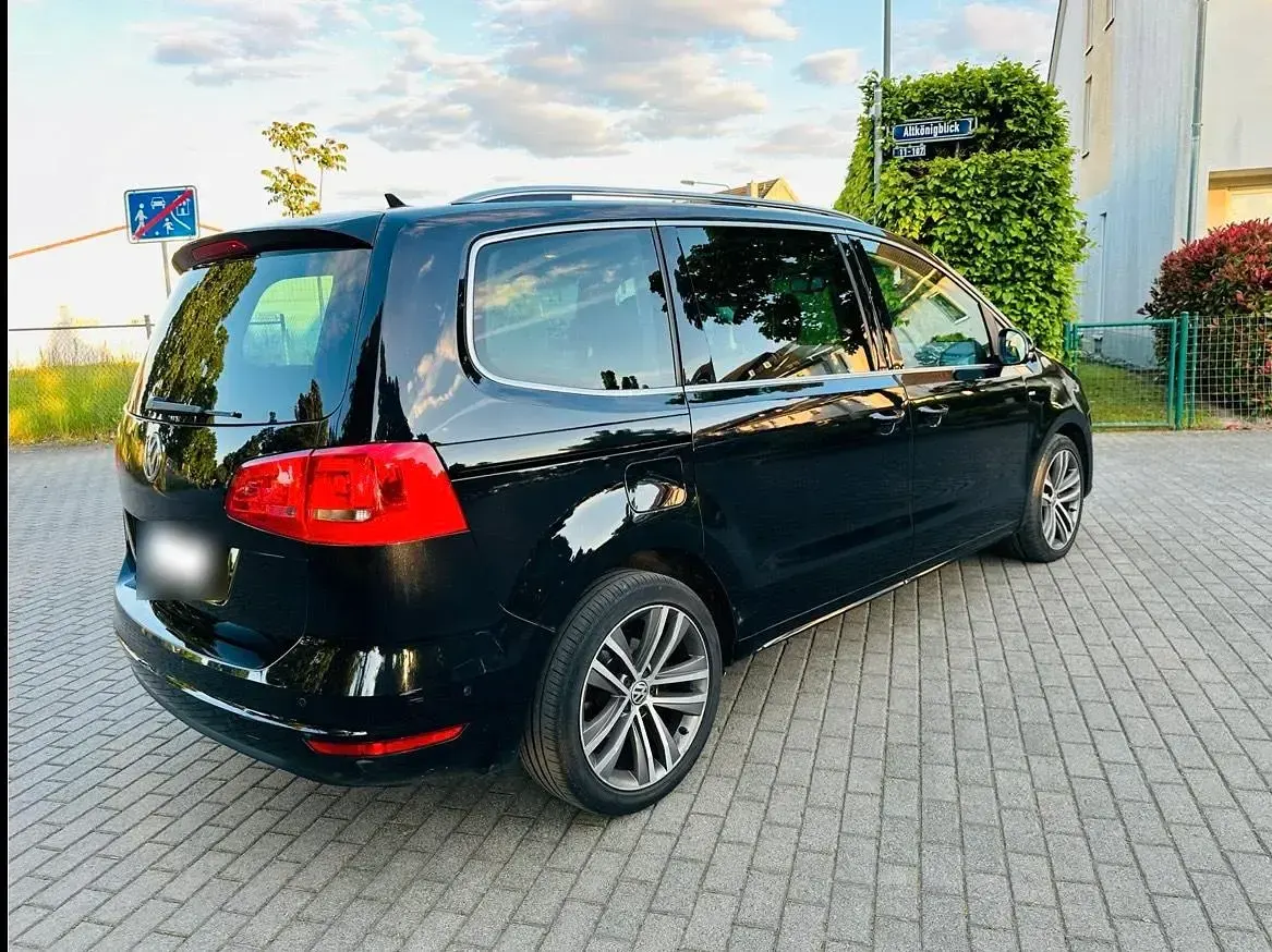 Gebraucht VW Sharan Cup 177 PS (130 kW) 2015 Schwarz Van / Kleinbus