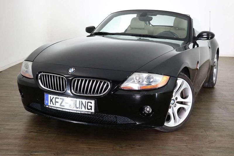 Saphirschwarz Gebraucht 2003 BMW Z4 Cabrio | 14.990 € (Fairer Preis) - Bild 1/4