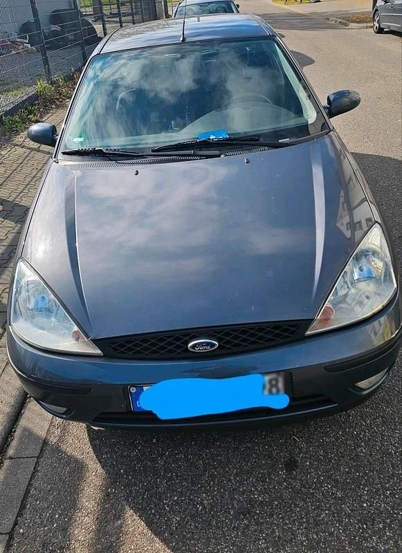 Gebraucht Ford Focus 101 PS (74 kW) 2004 Grau Kombi
