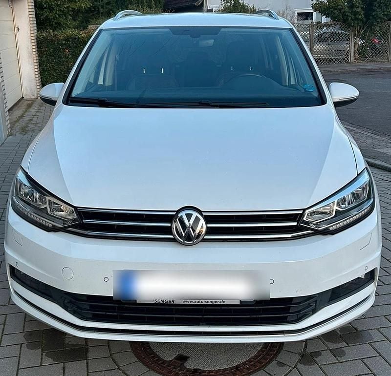 Weiß Gebraucht 2019 VW Touran Van / Kleinbus | 16.800 € (Superpreis) - Bild 1/4