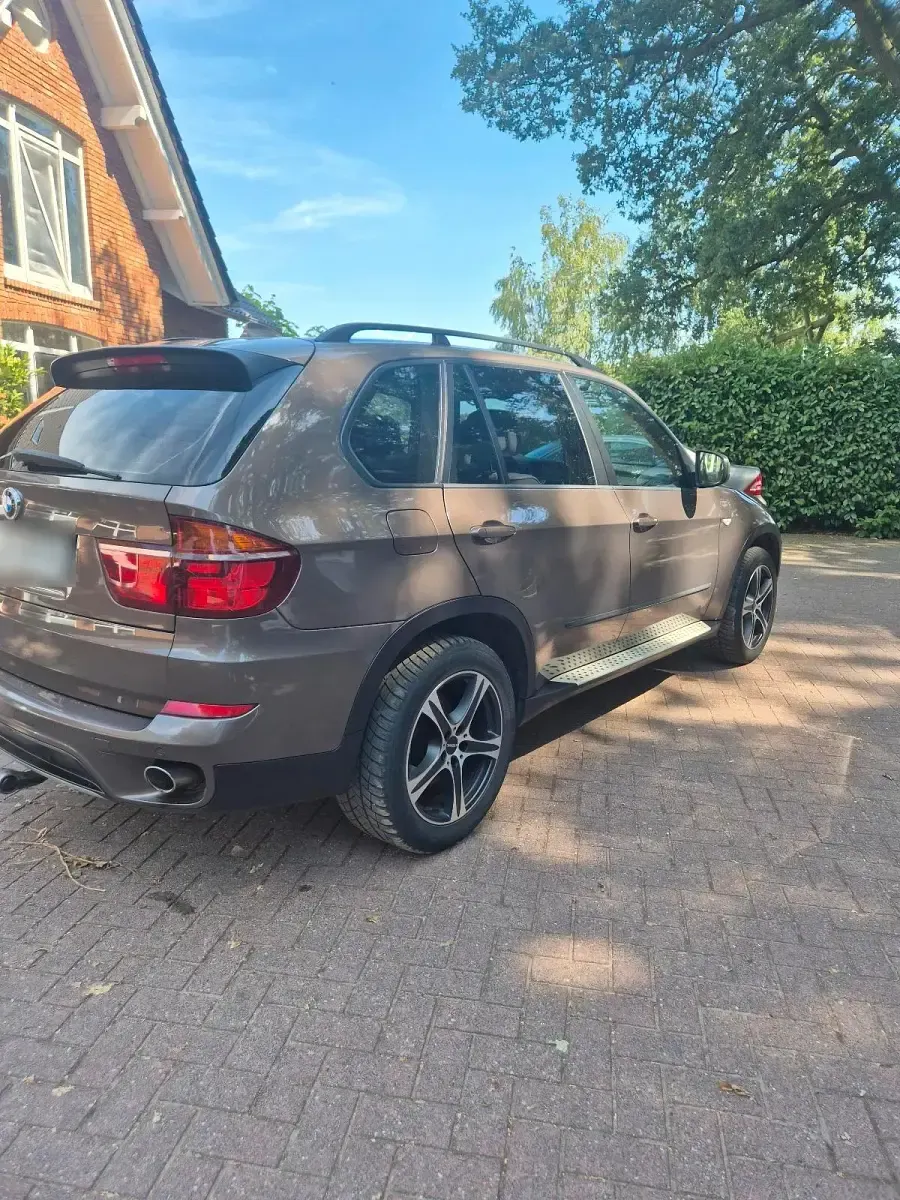 Gebraucht BMW X5 245 PS (180 kW) 2012 Braun SUV