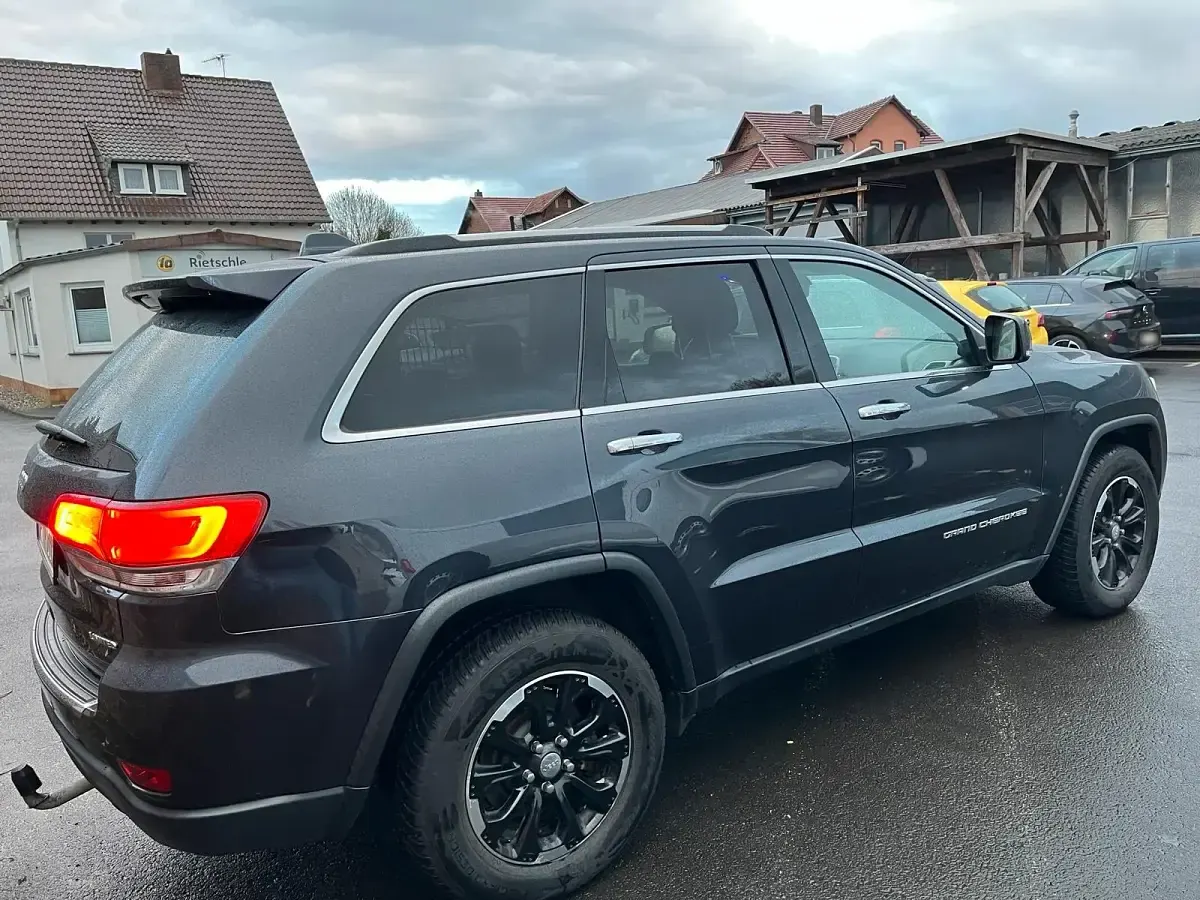 Gebraucht Jeep Grand Cherokee 250 PS (183 kW) 2016 Grau SUV