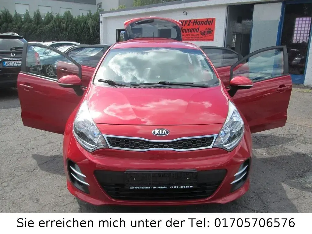 Gebraucht Kia Rio 109 PS (80 kW) 2016 Rot Kleinwagen