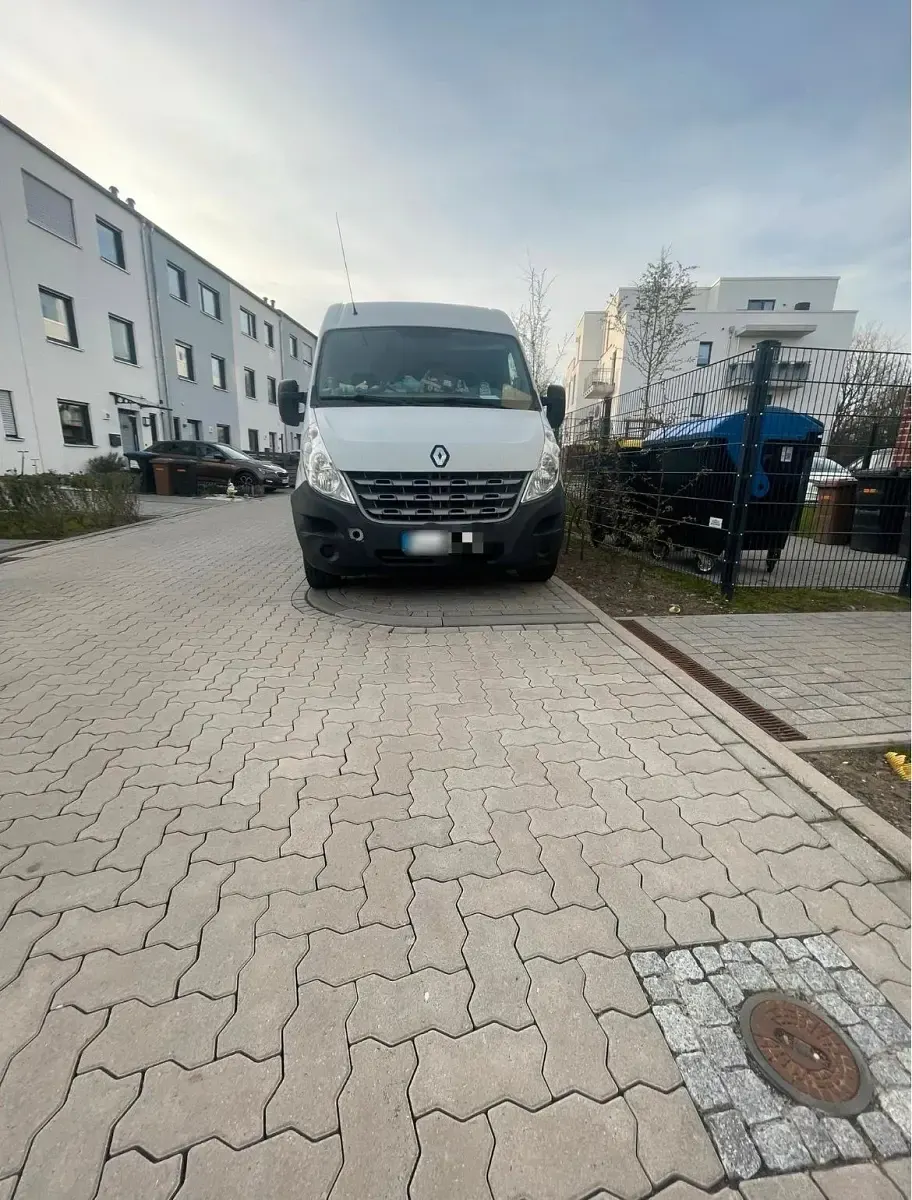 Second-hand Renault Master 158 CP (116 kW) 2014 Alb Van