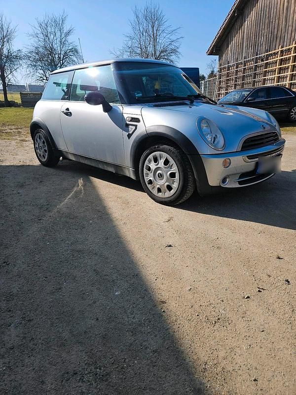 Gebraucht Mini Cooper Seven 90 PS (66 kW) 2006 Silber Kleinwagen