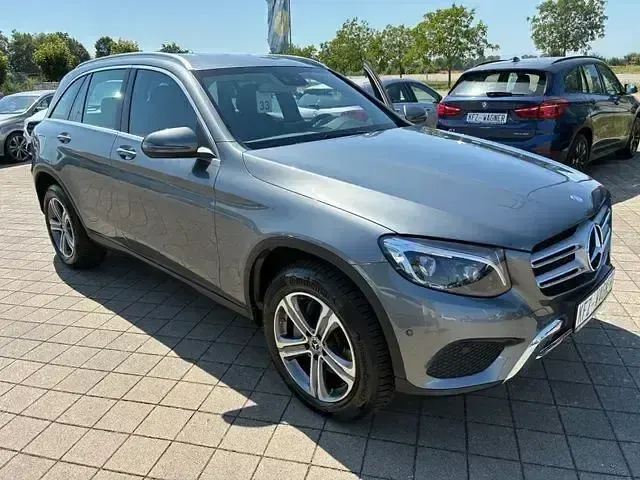 Gebraucht Mercedes GLC220 170 PS (125 kW) 2017 Silber SUV