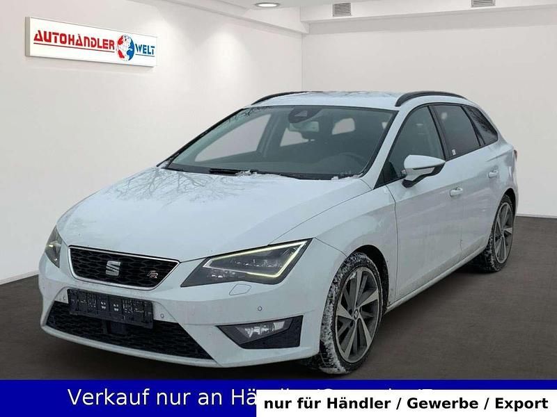 Weiß Gebraucht 2015 Seat Leon ST FR Kombi | 7.599 € (Fairer Preis) - Bild 1/3