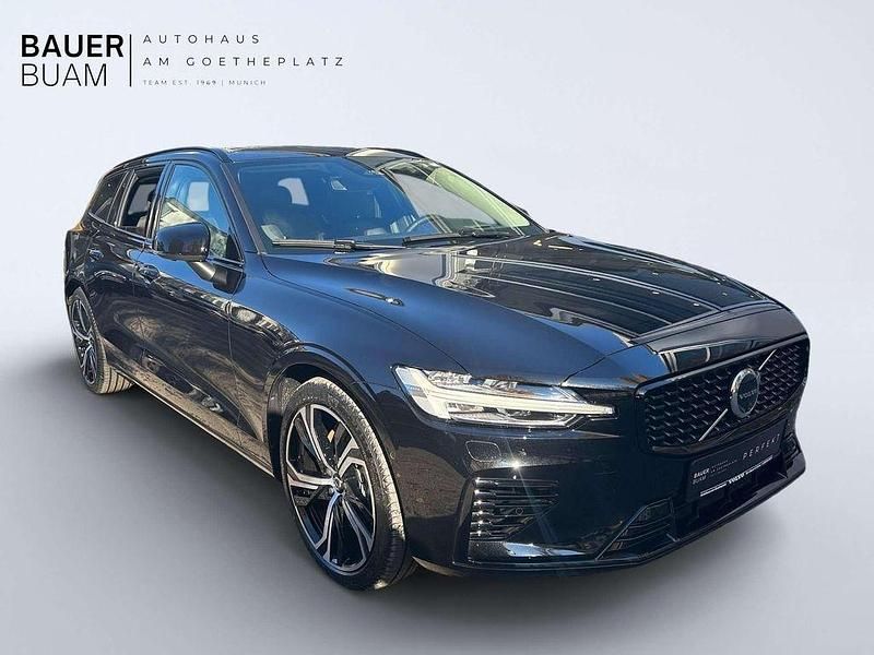 Gebraucht Volvo V60 Ultra 455 PS (334 kW) 2025 Onyx black / metallic Kombi