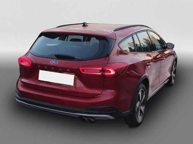 Gebraucht Ford Focus Active 155 PS (114 kW) 2025 Rot Kombi