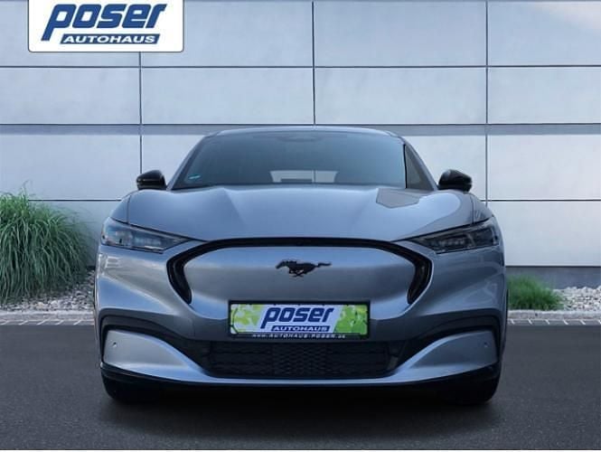 Gebraucht Ford Mustang Mach-E 197 kW (269 PS) 2022 Silber SUV