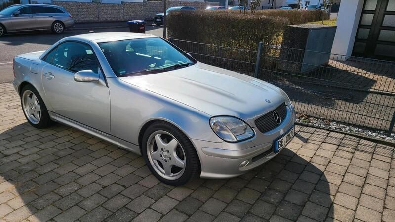 Silber Gebraucht 2001 Mercedes SLK230 Cabrio | 8.000 € (Teuer) - Bild 1/4
