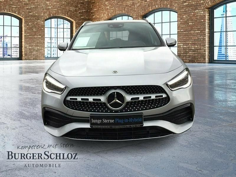 Gebraucht Mercedes GLA250 AMG 218 PS (160 kW) 2022 Iridiumsilber metallic SUV