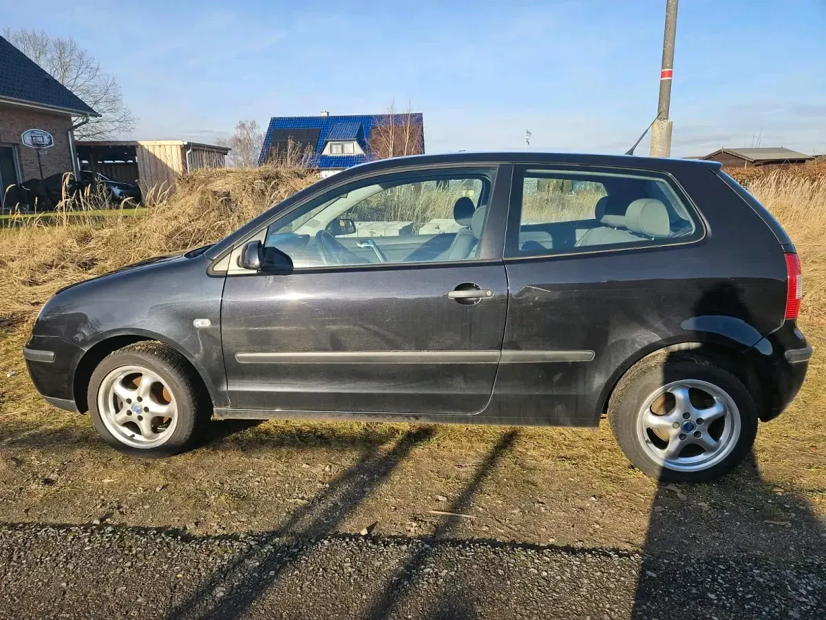 Gebraucht VW Polo 2002 Schwarz Kleinwagen