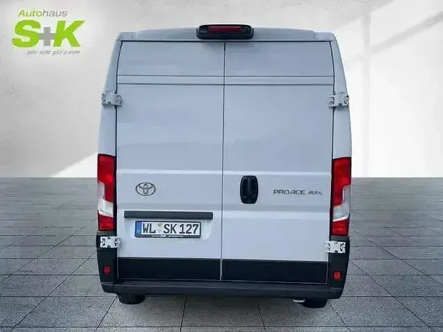 Gebraucht Toyota Proace 141 PS (103 kW) 2025 Ice white (weiß) Van / Kleinbus