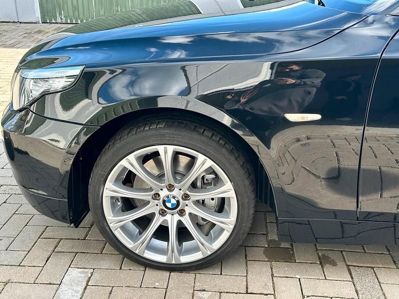 Gebraucht BMW 525 218 PS (160 kW) 2006 Schwarz Limousine