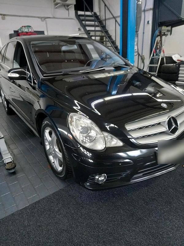 Gebraucht Mercedes R280 190 PS (139 kW) 2008 Schwarz Van / Kleinbus