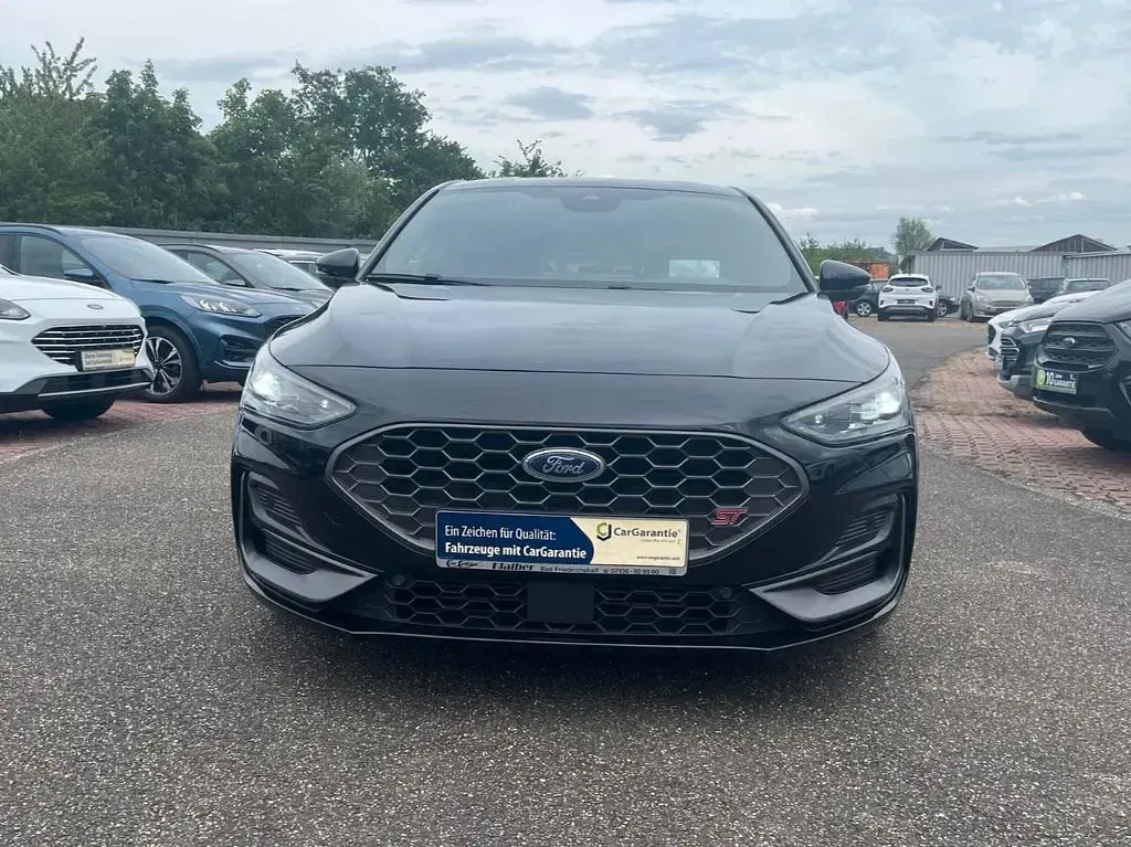 Gebraucht Ford Focus ST 280 PS (205 kW) 2022 Schwarz Limousine