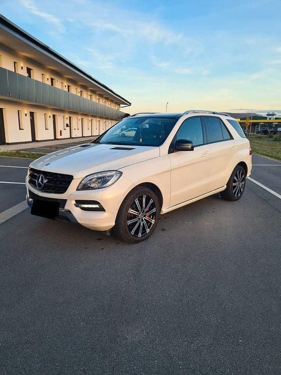 Gebraucht Mercedes ML350 258 PS (189 kW) 2012 Weiß SUV