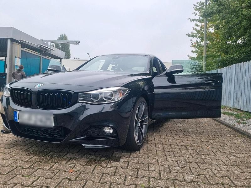 Schwarz Gebraucht 2017 BMW 320 Gran Turismo M Sport Limousine | 19.350 € (Guter Preis) - Bild 1/4