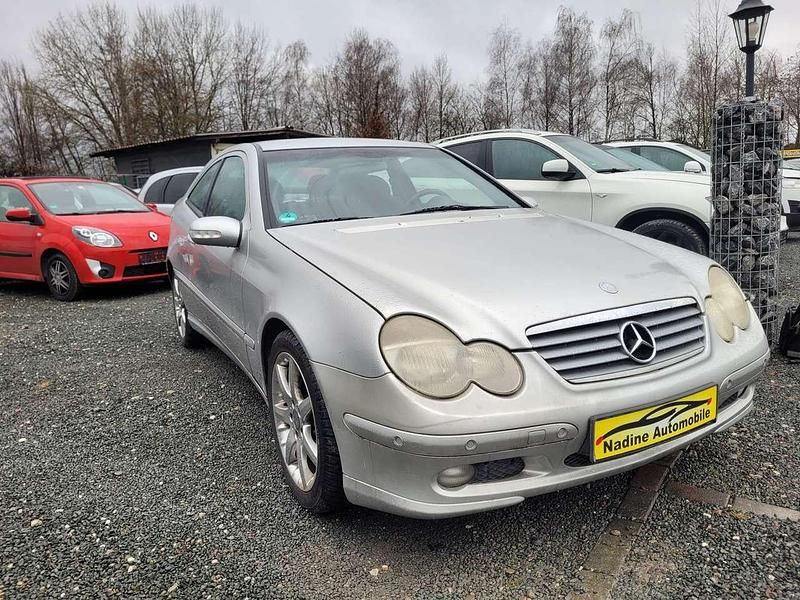 Gebraucht Mercedes C180 129 PS (94 kW) 2001 Grau Coupé