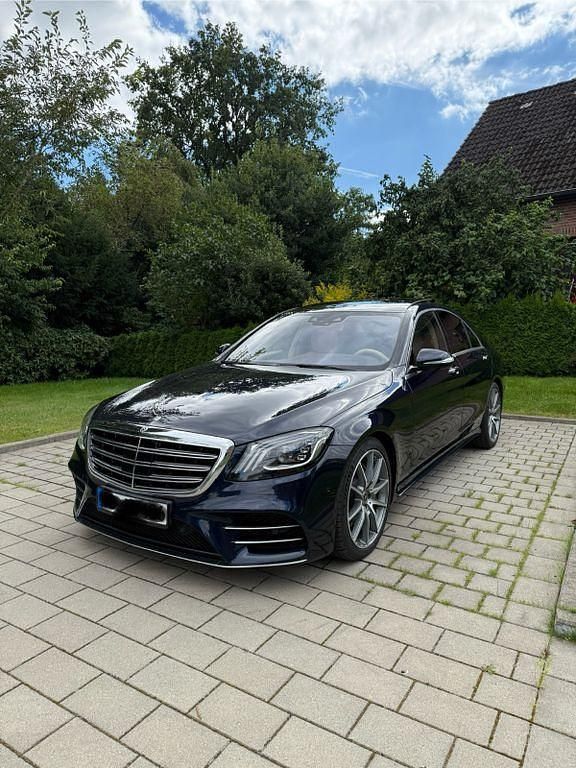Blau Gebraucht 2017 Mercedes S560 AMG line Plus Limousine | 57.560 € (Fairer Preis) - Bild 1/4