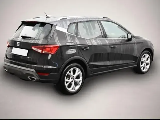 Gebraucht Seat Arona FR 110 PS (80 kW) 2023 Manufacturer SUV