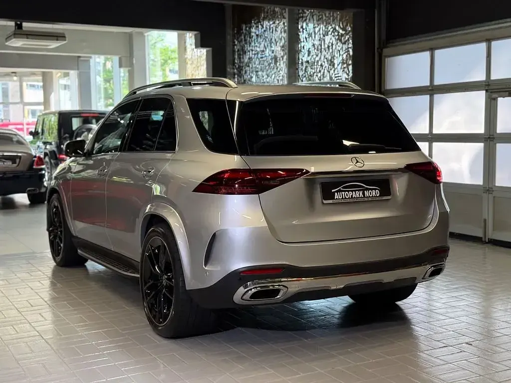 Gebraucht Mercedes GLE450 AMG line 367 PS (269 kW) 2024 Silber SUV