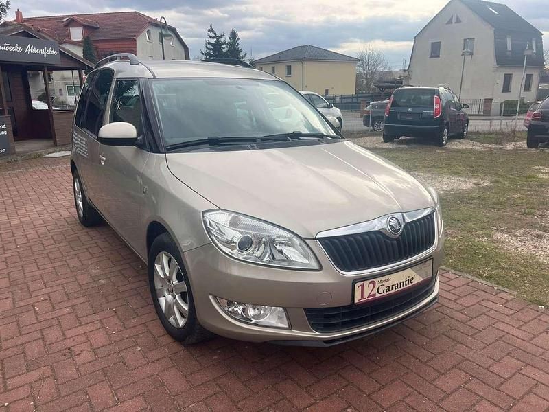 Beige Gebraucht 2014 Skoda Roomster Van / Kleinbus | 8.990 € (Teuer) - Bild 1/4