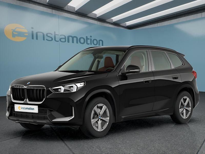 Schwarz Neu 2025 BMW X1 SUV | 44.799 € (Guter Preis) - Bild 1/4