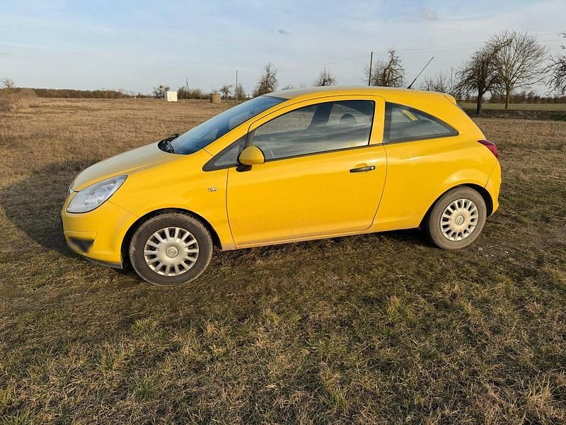 Gebraucht Opel Corsa 60 PS (44 kW) 2010 Gelb Kleinwagen