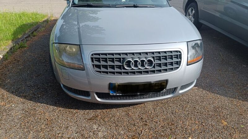 Silber Gebraucht 2004 Audi TT Sport Coupé | 6.300 € (Guter Preis) - Bild 1/4