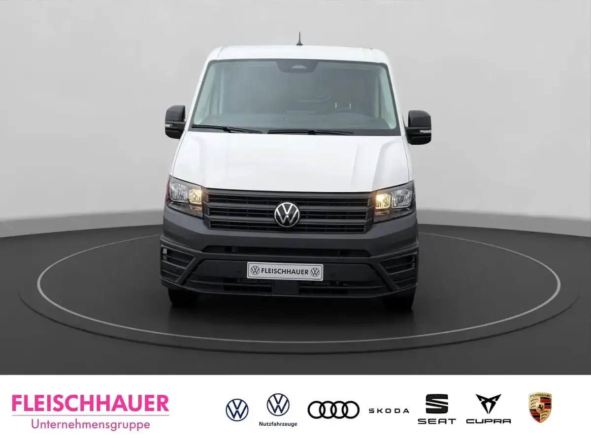 Gebraucht VW Crafter 177 PS (130 kW) 2024 Weiss Van