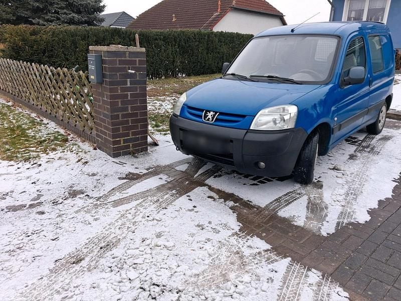 Gebraucht Peugeot Partner 90 PS (66 kW) 2004 Blau Van / Kleinbus