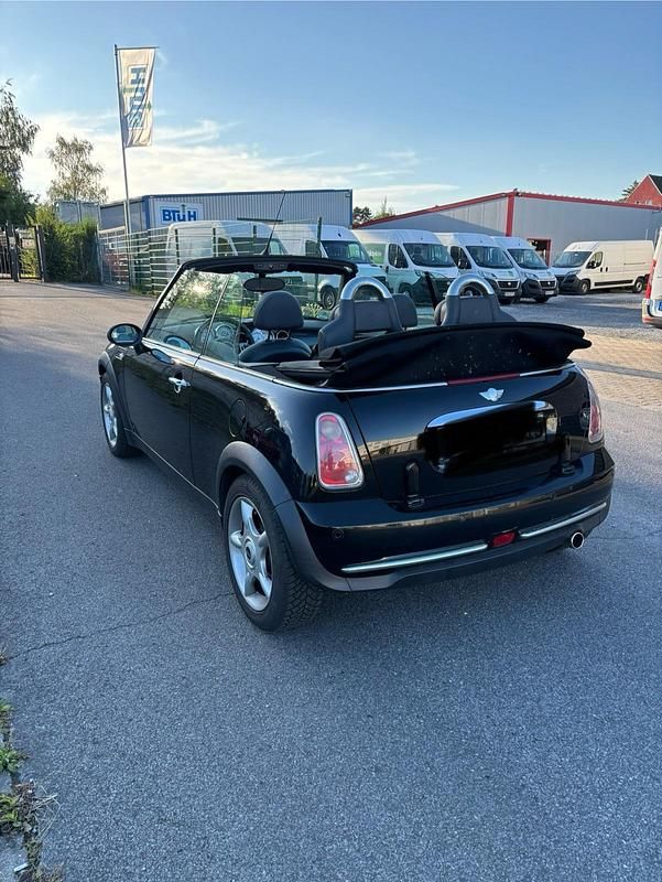 Käytetty Mini One Cabriolet 90 HP (66 kW) 2005 Musta Avoauto