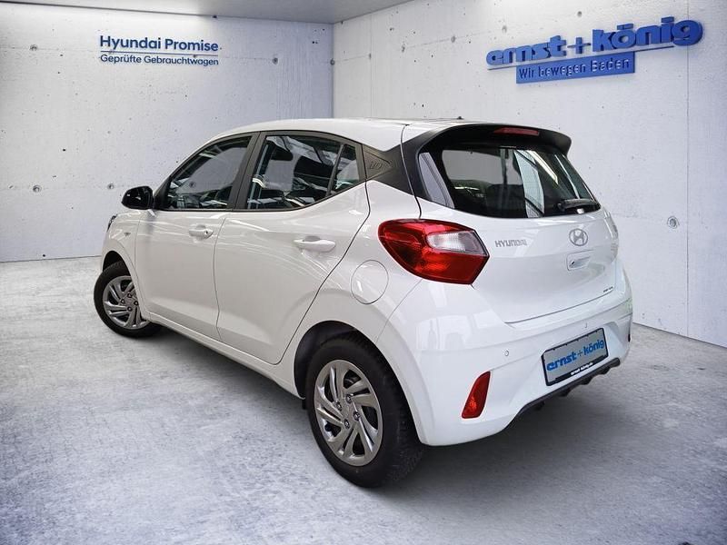 Gebraucht Hyundai i10 Select 63 PS (46 kW) 2025 Atlas white Kleinwagen