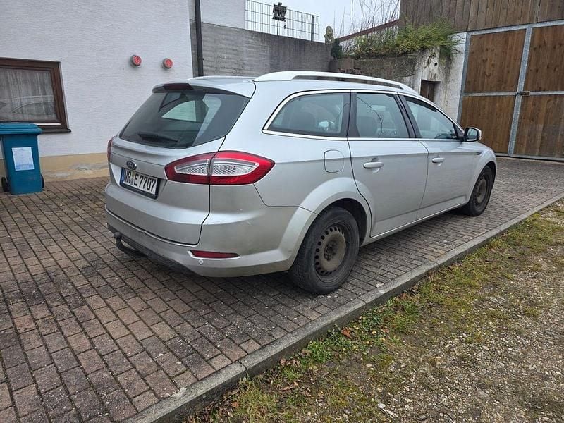 Silber Gebraucht 2012 Ford Mondeo Titanium S Limousine | 2.790 € (Etwas zu teuer) - Bild 1/4