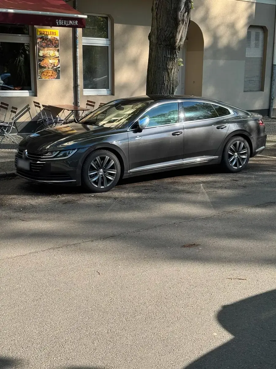 Gebraucht VW Arteon 239 PS (175 kW) 2018 Grau Kleinwagen