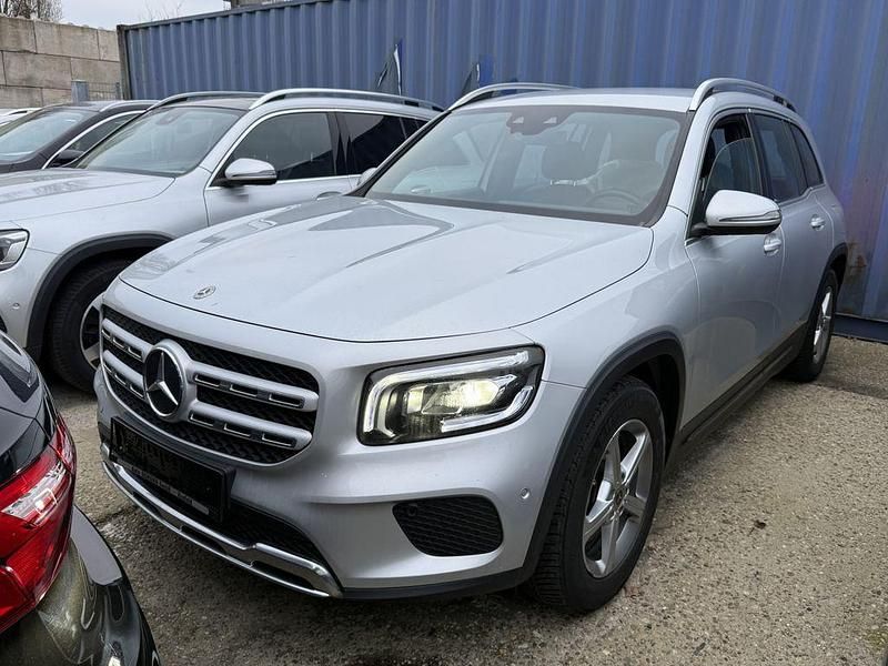 Iridiumsilber metalliclack Gebraucht 2023 Mercedes GLB180 Progressive SUV | 31.950 € (Fairer Preis) - Bild 1/3